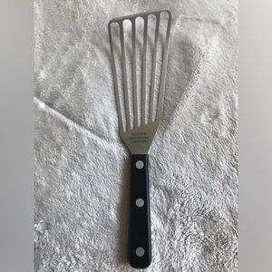 Lamson Flexible Stainless-Steel Slotted Turner